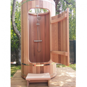 Douche en bois